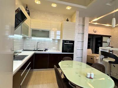 квартира за адресою Науки, 28
