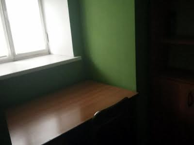 коммерческая по адресу Михаила Грушевского ул., 28/2