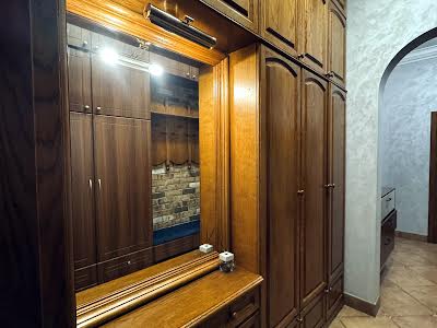 квартира по адресу Братская ул., 10