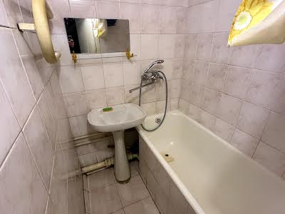 квартира за адресою Солом'янська вул., 23
