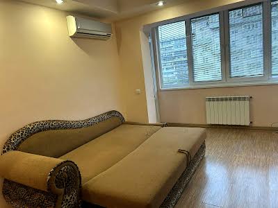 квартира по адресу Оболонский просп, 16В
