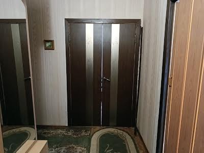 квартира за адресою вул. Небесної Сотні, 24