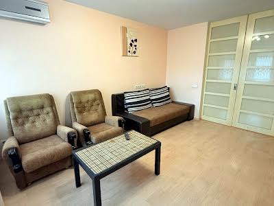 квартира за адресою Антоновича вул. (Горького), 88
