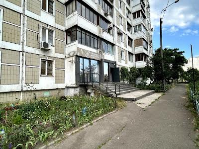 комерційна за адресою Срібнокільська вул., 16