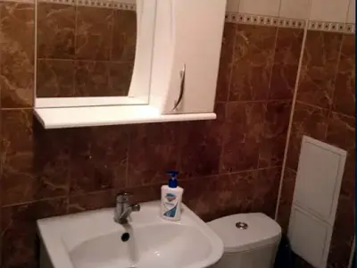 квартира за адресою Зодчих вул., 72