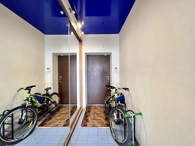 квартира по адресу Драгоманова ул., 31-В
