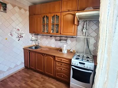 квартира по адресу Ревуцкого ул., 24/4