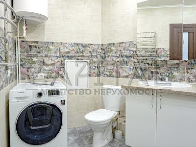 квартира за адресою Єлизавети Чавдар вул., 38