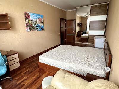 квартира за адресою Щекавицька вул., 30/39