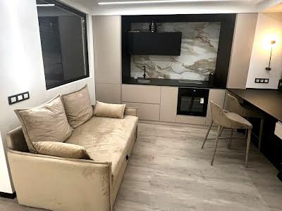 квартира за адресою Шовковична вул., 48