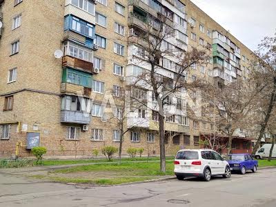 квартира по адресу Новодарницкая ул., 27