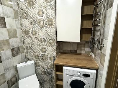 квартира за адресою Київ, Дніпровська набережна вул., 16-Г