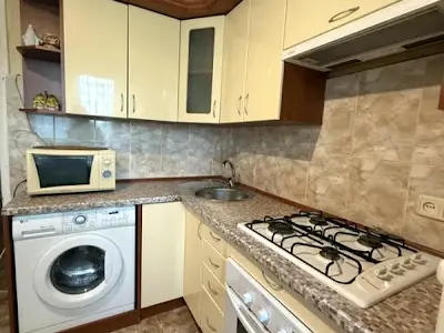 квартира за адресою Академіка Булаховського вул., 28-В