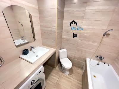 квартира за адресою Боголюбова вул., 33
