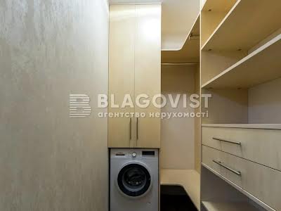 квартира за адресою Золотоустівська вул., 34