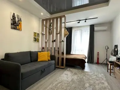 квартира за адресою Максимовича вул, 24б