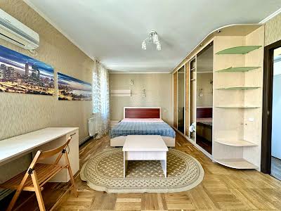 квартира по адресу Дмитриевская ул., 2