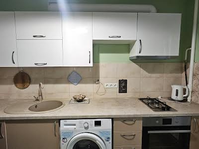 квартира по адресу Кловский спуск, 18