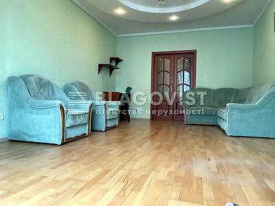 квартира по адресу Анны Ахматовой ул., 35