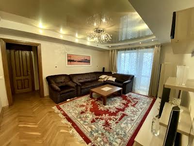 квартира за адресою Велика Васильківська вул. (Червоноармійська), 136