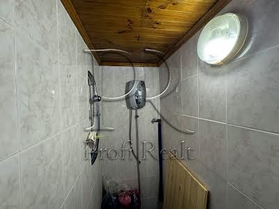будинок за адресою с. Рожни, Південа вулиця
