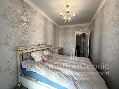 квартира за адресою Драгоманова вул., 2-Б