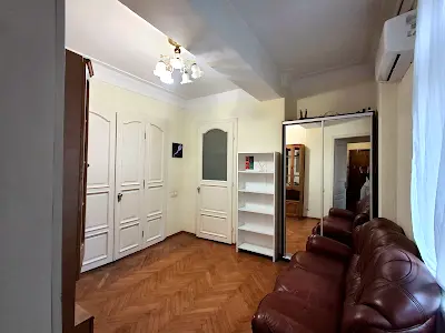 квартира по адресу Костёльная ул., 11