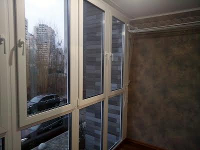 квартира по адресу Ревуцкого ул., 54-Б