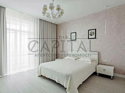 квартира по адресу Круглоуниверситетская ул., 3-5