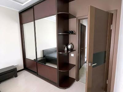 квартира за адресою Регенераторна вул., 4 к6