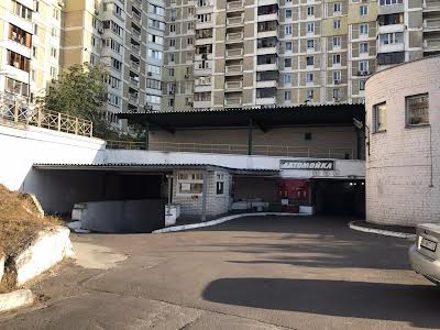 квартира за адресою Срібнокільська вул., 20