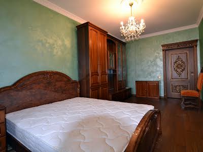 квартира по адресу Князя Романа Мстиславича ул. (Генерала Жмаченка), 2
