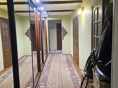 квартира по адресу Драгоманова ул., 44А