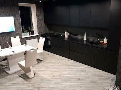 квартира за адресою Борткевича вул., 1