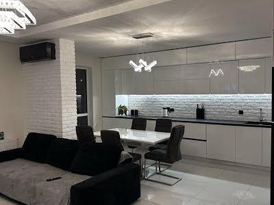 квартира за адресою Метрологічна вул., 7-А