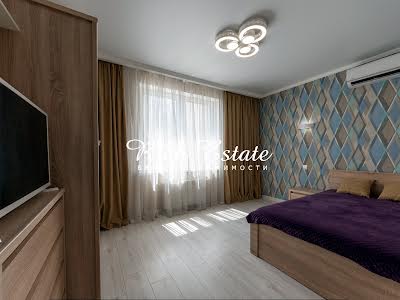 квартира за адресою Сергія Данченка вул., 30