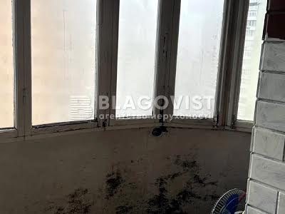 квартира за адресою Старонаводницька вул., 6
