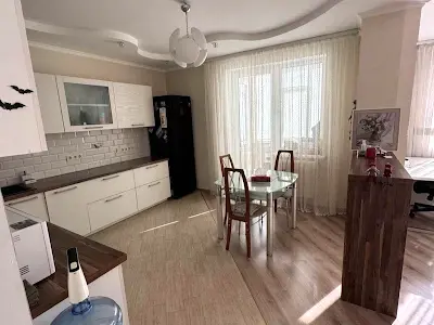 квартира за адресою Ревуцького вул., 9