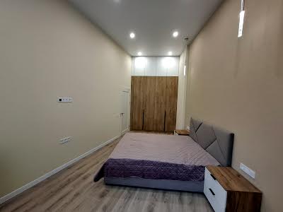 квартира за адресою Федора Ернста вул., 16