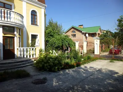 будинок за адресою садова17