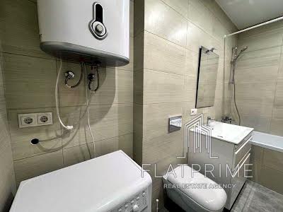квартира по адресу Ревуцкого ул., 40-Г