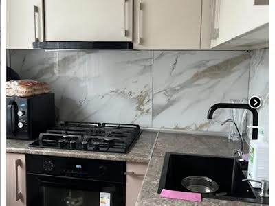 квартира за адресою Дмитра Антоновича бульв., 8