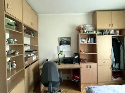 квартира за адресою Академіка Єфремова вул. (Командарма Уборевича), 9