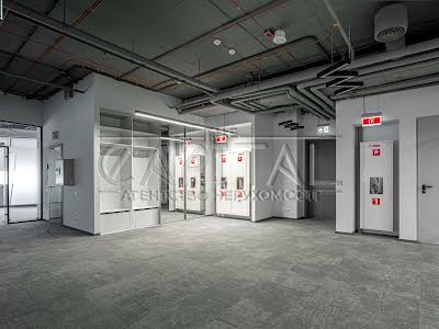 коммерческая по адресу Князей Острожских ул. (Московська), 32/2