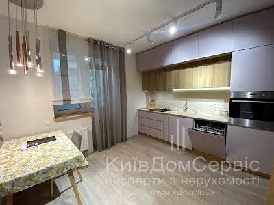квартира за адресою Академіка Лебедєва вул., 1/8