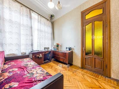квартира за адресою Куликівська вул. (Мельникова), 8