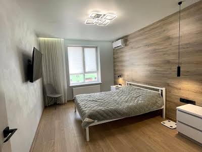 квартира за адресою Сімейна вул., 5