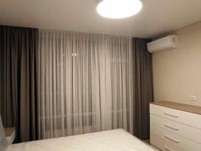 квартира за адресою Митрополита Василя Липківського вул. (Урицького), 38