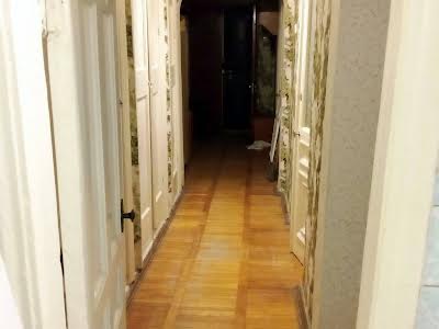 квартира за адресою Конституции площ., 2/2