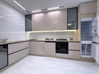 квартира по адресу с. Софиевская борщаговка, Мартинова просп., 20